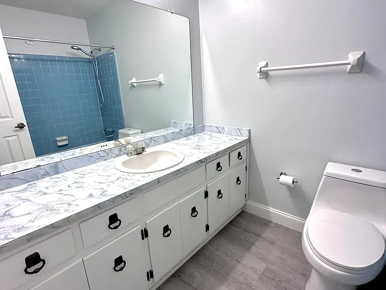 4558 Colonial Rd — Photo 23