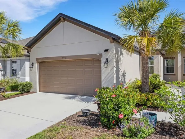 5981 Amberly Dr, Bradenton, FL 34208