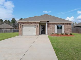 28511 Plum St, Ponchatoula, LA 70454