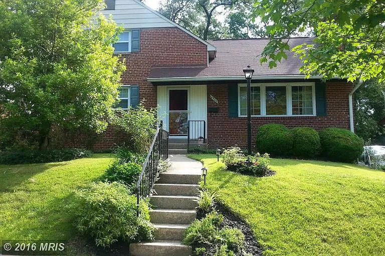 6905 40th Ave photo 1