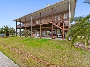 740 Oleander Dr, Bay Saint Louis, MS 39520