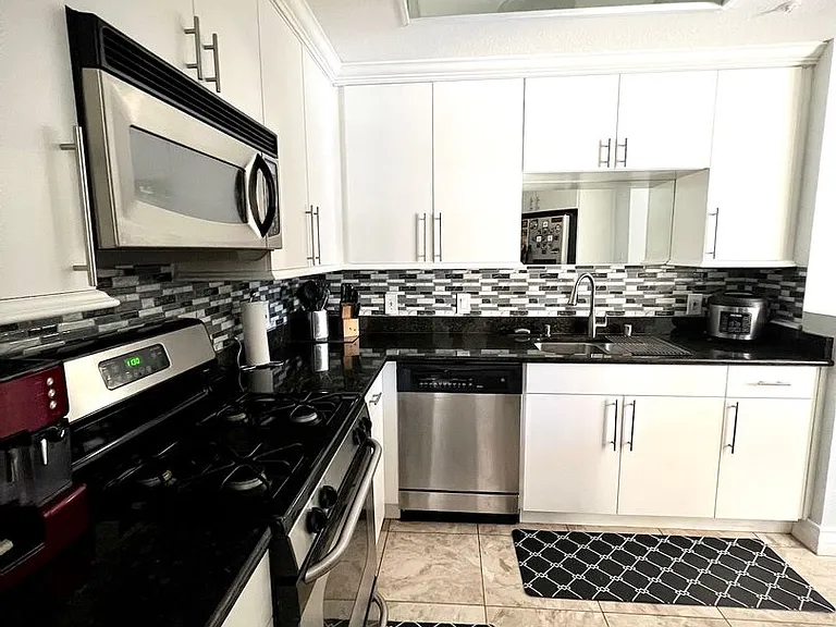 260 E Flamingo Rd #109 — Photo 4