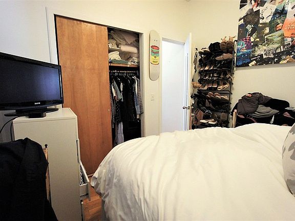 4th image of 64 W 70th St APT 5A