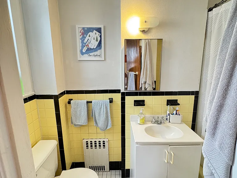 119 Park St #9 — Photo 11