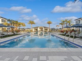 Ascend Ridgewood Lakes