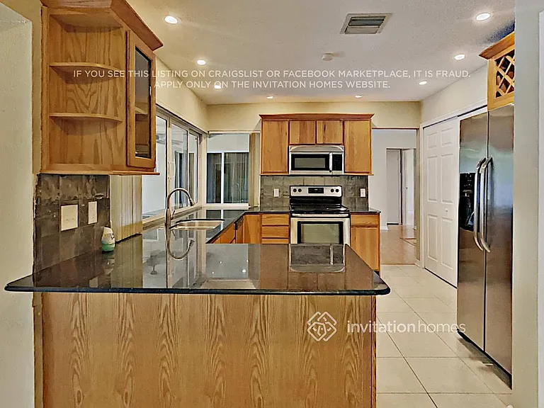 1195 NW 92nd Ave — Photo 8