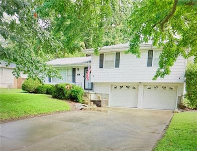 1916 Osage St, Leavenworth, KS, 66048