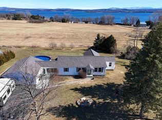 4 Tebeau Ter, Grand Isle, VT 05458