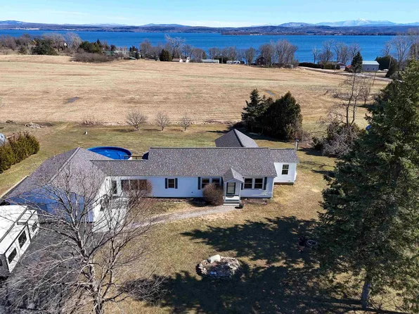 4 Tebeau Terrace, Grand Isle, VT 05458