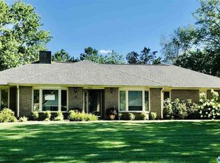 4566 Arrowhead Dr SE, Decatur, AL 35603