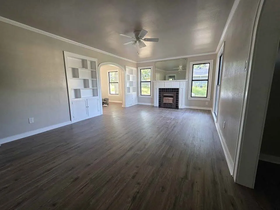 3 bed, 2.0 bath, 1479 sqft, $1,400 — Photo 3