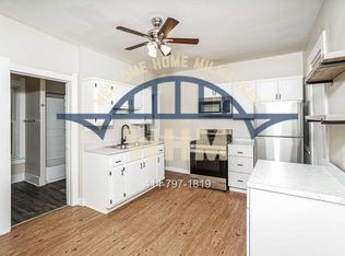 2525 S Logan Ave, Milwaukee, WI 53207