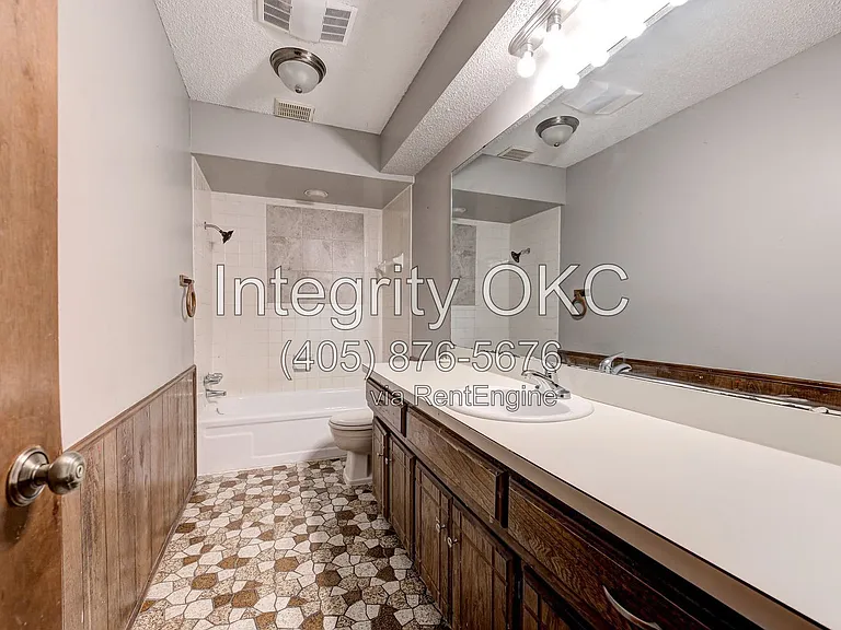 5233 Coble St — Photo 7