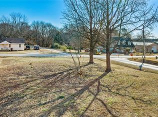 107 Quincy Ave #1, Lincoln, AR 72744