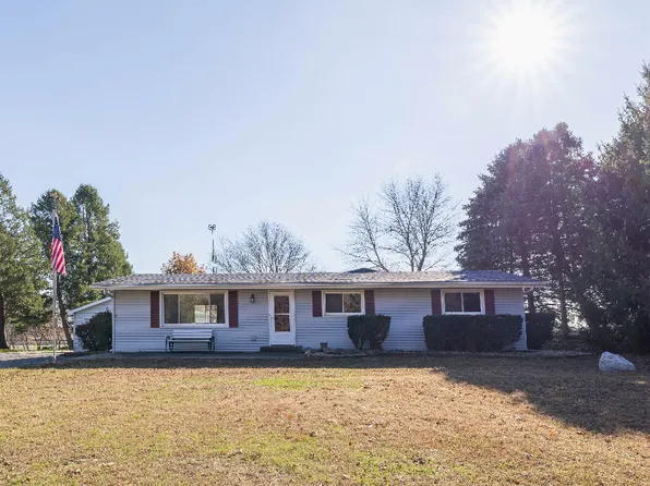 15674 E Bradley Ave, Momence, IL 60954