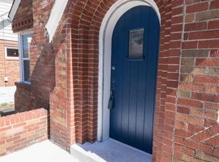 622 Tesmore Pl, Saint Louis, MO 63135