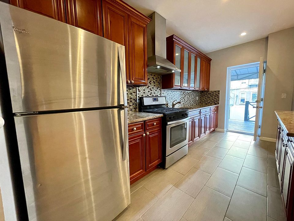 Kitchen Backyard access door.