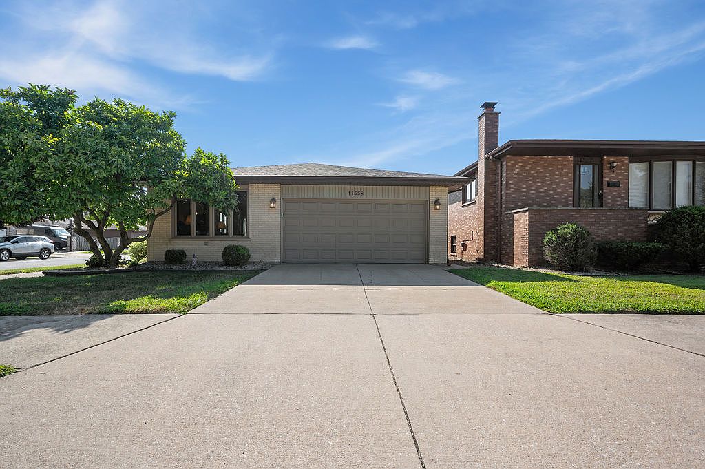 11558 S Avenue G, Chicago, IL 60617 | Zillow