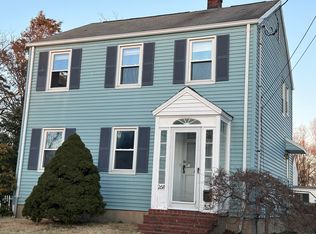 268 Parkway Dr, Stratford, CT 06614