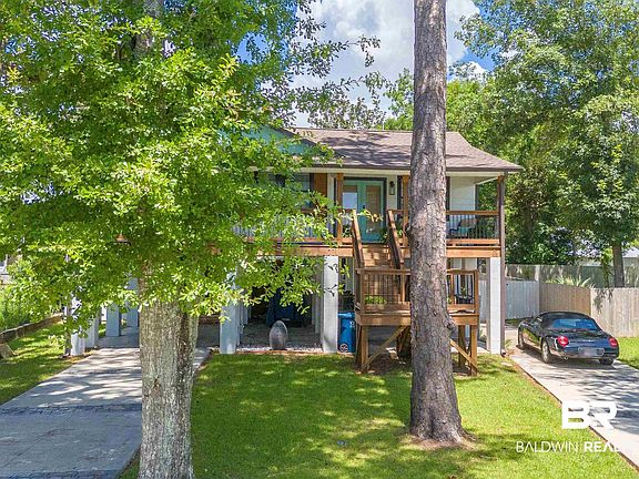 3rd image of 5215 Pine Rd