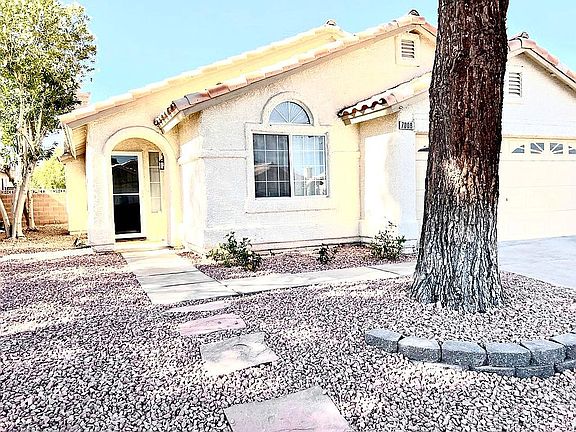 2nd image of 7008 Desert Clover Ct