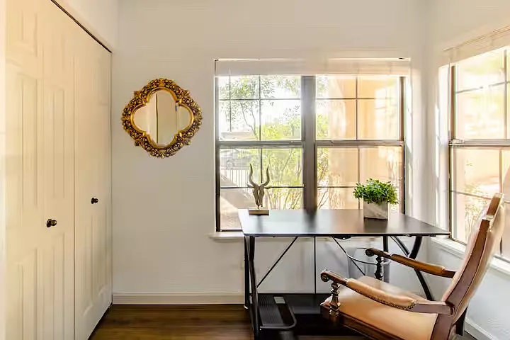 Second bedroom, could be used as a child bedroom, home office, guest suite or both