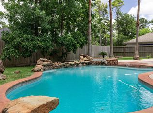 2304 Dixie Woods Dr, Pearland, TX 77581