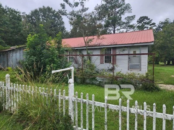 100 Mantel St, East Brewton, AL 36426
