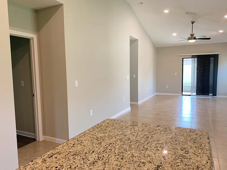 936 Sangria Cir — Photo 18