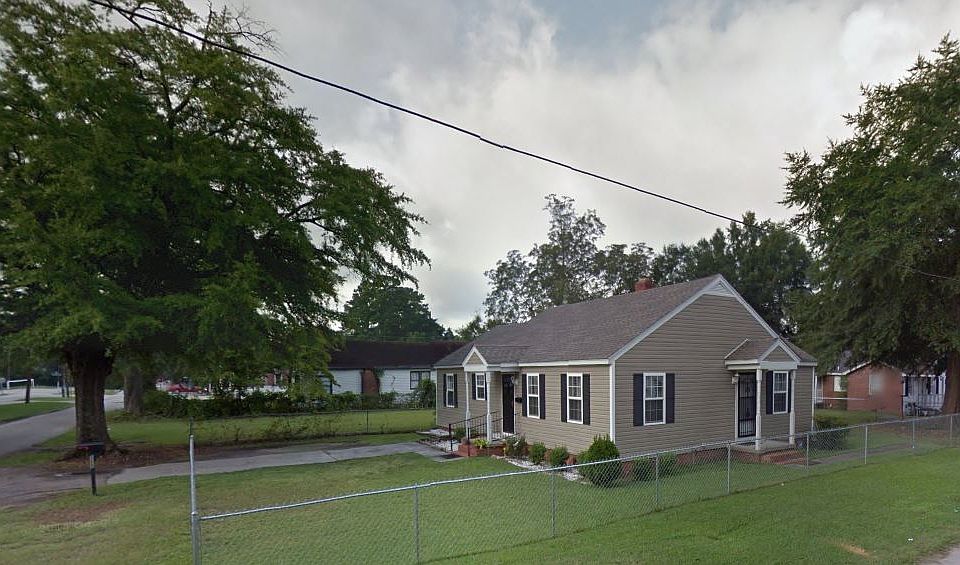 2nd image of 111 Franklin St