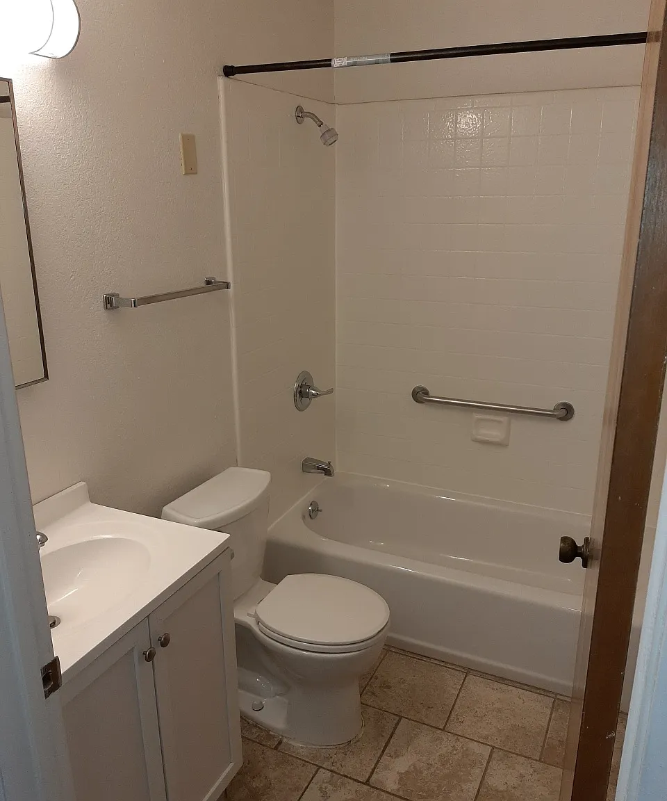 7397 Monterey Rd — Photo 4