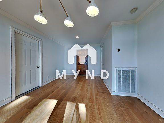 3rd image of 16021 Malibu W