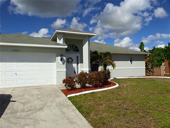 2nd image of 1137 SW 40th Ter