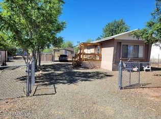 20587 E Cactus Wren Dr, Mayer, AZ 86333