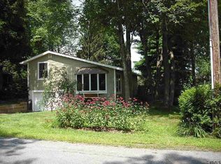 13 Saint Charles Pl, Saratoga Springs, NY 12866
