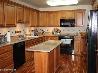 619 Highlander Cir, Anchorage, AK 99518