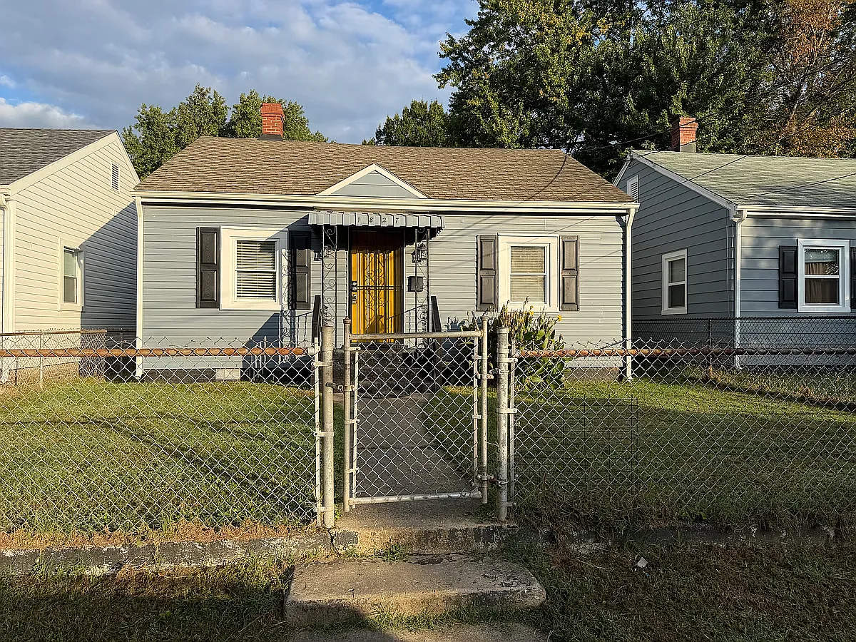 3 bed, 1092 sqft, $1,850 — Photo 2