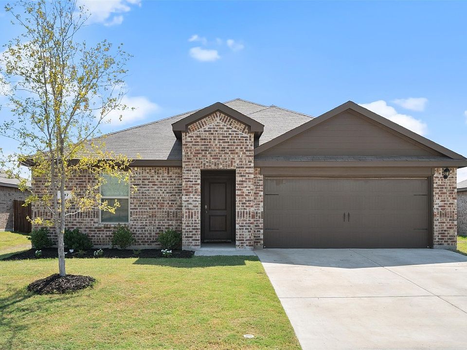 1st image of 817 Farmstead Way
