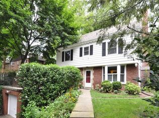 297 Leroi Rd, Pittsburgh, PA 15208