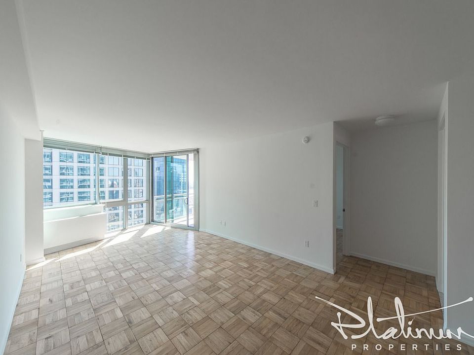 1st image of 505 W 37th St APT 33D