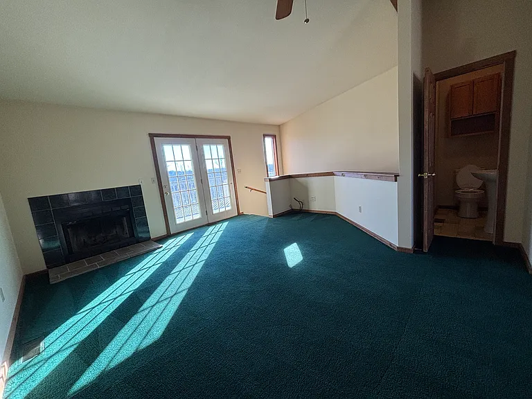 284 Jefferson St — Photo 5