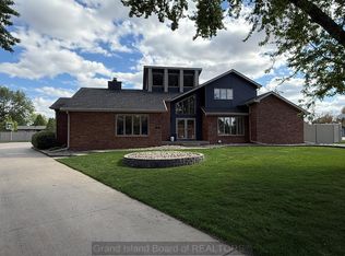 2126 Viking Pl, Grand Island, NE 68803