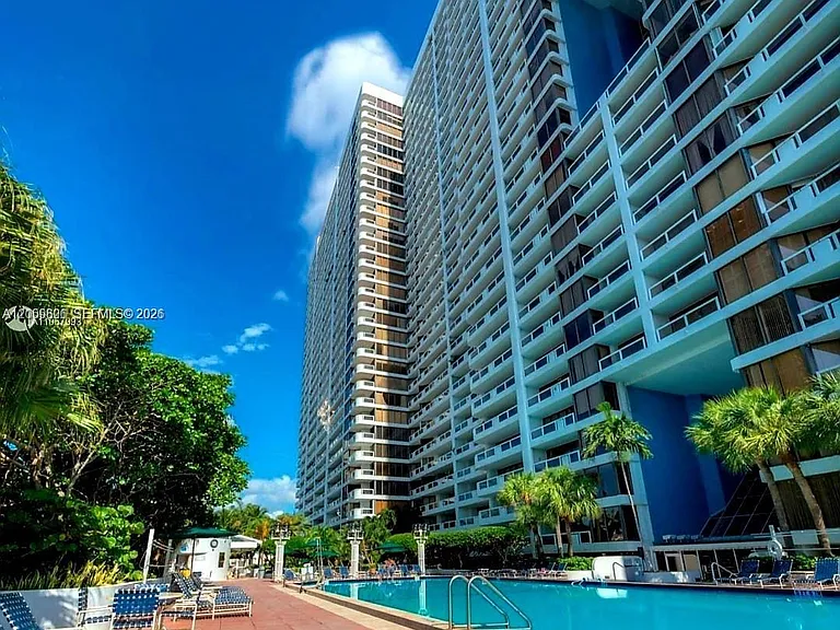 1717 N Bayshore Dr #A-2938 — Photo 3