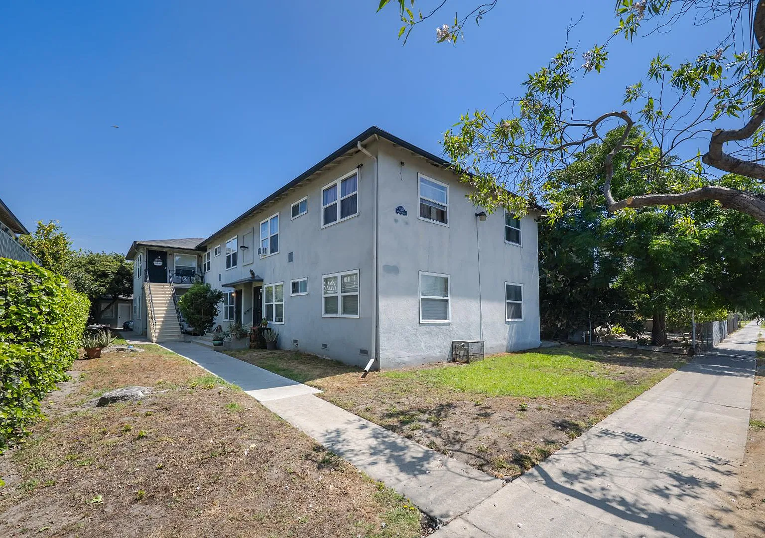 12237 Vanowen St - E — Photo 4
