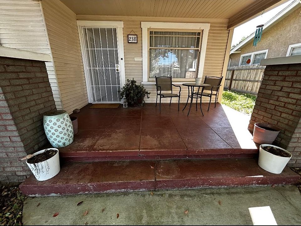 2nd image of 238 Kimble St