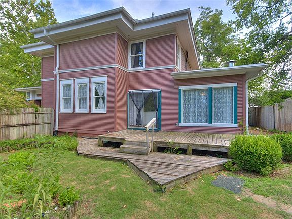 5th image of 604 S Crawford Ave