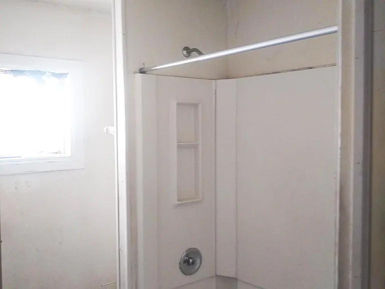 405 N 2nd St #2 — Photo 9