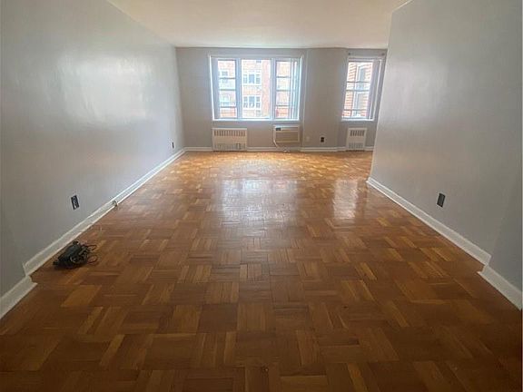 2nd image of 4 Sadore Ln APT 2W