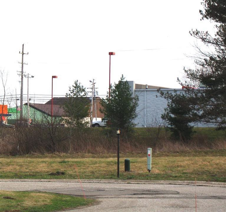 2nd image of 14880 Meadowlark Ln