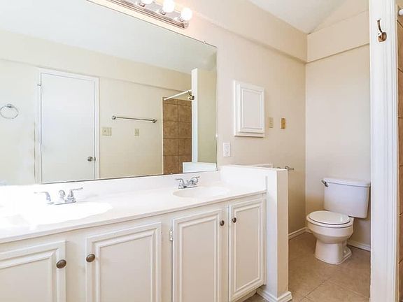 5th image of 4427 Cordova Ln